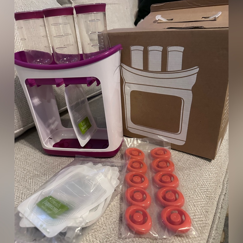 Infantino Fresh Squeezed feeding station
